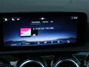 Mercedes-Benz CLA Shooting Brake 180 Business Solution Luxury l Keyless l Achteruitrij camera l Stoelverwarming