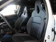 Nissan Juke 1.6 Hybrid Pulse | Bose audio | 360grd camera | Dodehoeksensoren| Lederen bekleding | Apple carplay & Androidauto | Pro-pilot | Stuur-, en Stoel- en voorruitverwarming |