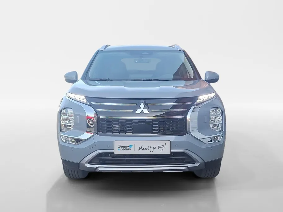 Mitsubishi Outlander 2.4 PHEV First Edition | 6000 EURO KORTING | NU DIRECT LEVEBAAR | 8 JAAR GARANTIE |
