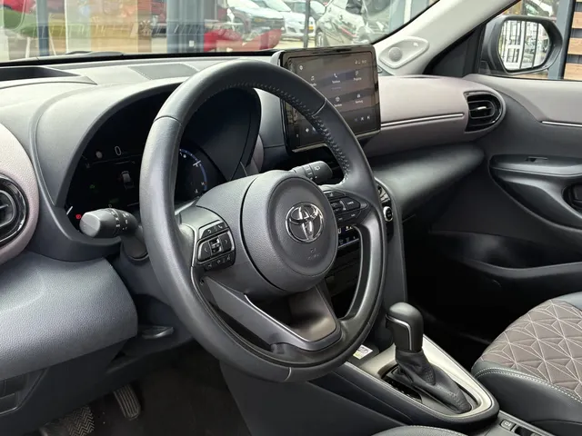 Toyota Yaris Cross Toyota Yaris Cross 1.5 Hybrid Executive | Trekhaak | HUD | JBL | PDC V+A