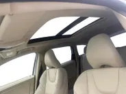 Volvo XC60 2.0 T5 FWD Summum | Automaat | Panorama Dak | NL-Auto | NAP | Memory Seats | Camera | Climate Control | Stoelverwarming | Cruise Control | Navigatie | Keyless