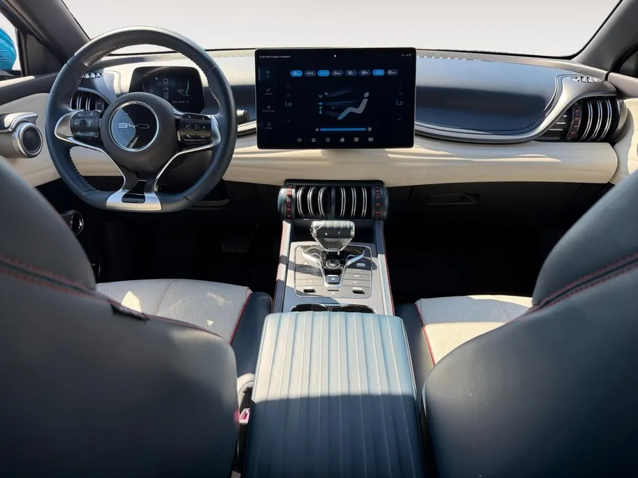 BYD ATTO 3 Design 60 kWh | Navigatie | Carplay | Adapt. Cruise Control | Panoramadak