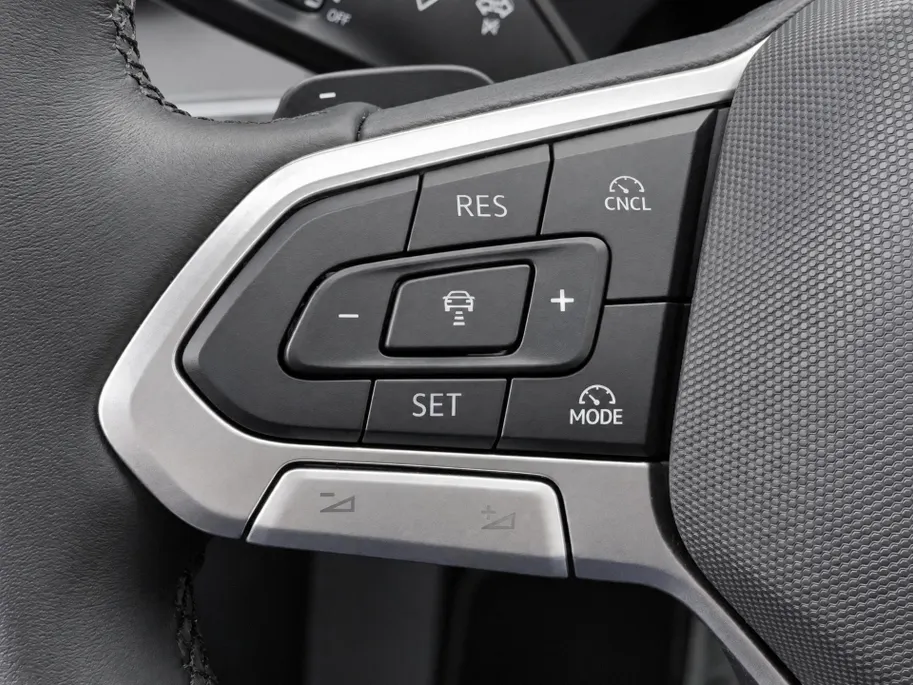 Volkswagen Tayron 1.5eHybrid 150kW/204PK Life Edition · Panoramadak · Harman/Kardon sound · 360°Camera · Garantie t/m 12-02-2031 of 100000km.