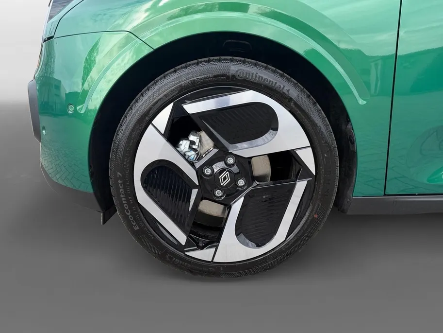 Renault Twingo Urban Range Techno 27.5 kWh Automaat | Demo - Beschikbaar per 01-10-2026 | Armsteun | Camera | Parkeersensoren | Climate Control | Full LED | Adaptive Cruise Control | Navigatie | 18' Lichtmetalen Velgen |
