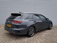 Kia Ceed Sportswagon 1.0 T-GDi ExecutiveLine Navigatie GROOT scherm | Camera | Cruise | Panorama schuif/kanteldak | Dode hoek | Apple Carplay/Android Auto | Stoel/stuur verwarming | JBL | Elektr. achterklep