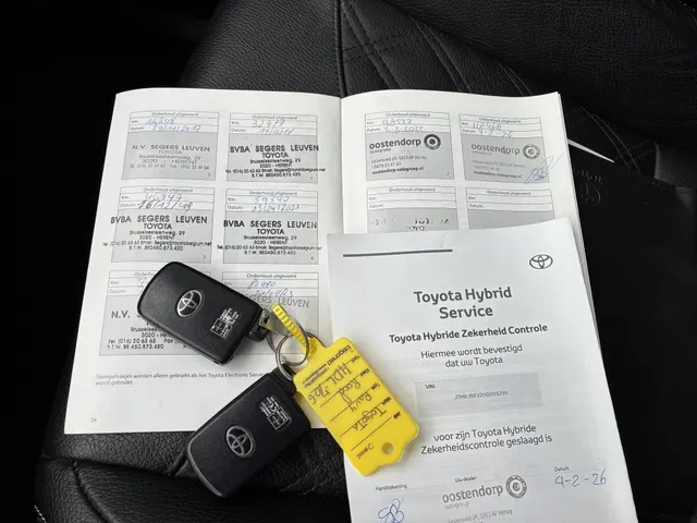 Toyota RAV4 2.5 Hybrid AWD Style