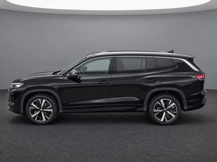 Volkswagen Tayron Life Edition 1.5 eHybrid 204 PK 6 versn. DSG · Comfort Pakket · Trekhaak · Achteruitrijcamera · Stoel- en stuurverwarming