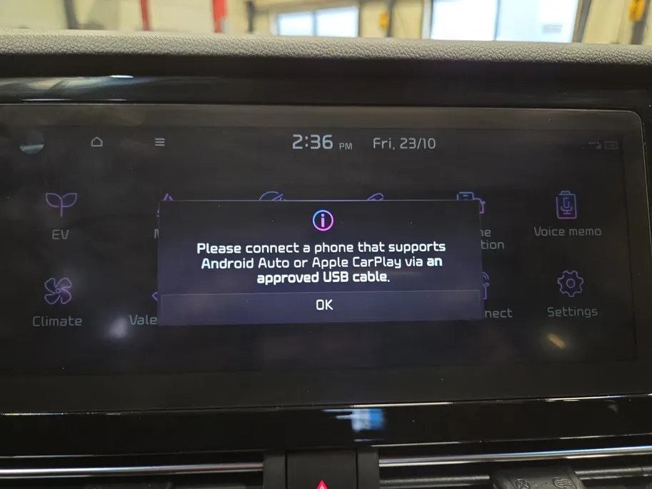 Kia e-Niro DynamicLine 64 kWh | 1e Eigenaar | Accu 99.4% | Trekhaak Afneembaar | Camera | Carplay & Android | Fabrieksgarantie | NAP