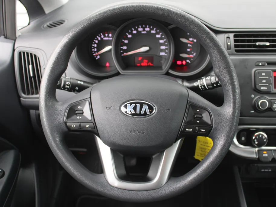 Kia Rio 1.2 CVVT ComfortLine 15' LM | Airco | Dealeronderhouden | Trekhaak afneembaar | Bluetooth |