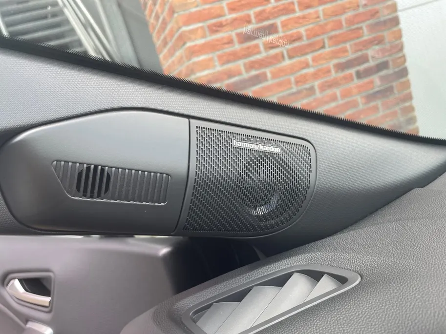 Mitsubishi ASX 1.6 HEV AT Instyle 143PK AUTOMAAT | Schuif-kanteldak| Navigatie| Leer| Lichtmetalen velgen| BOSE| Camera| Parkeersensoren| Metallic lak