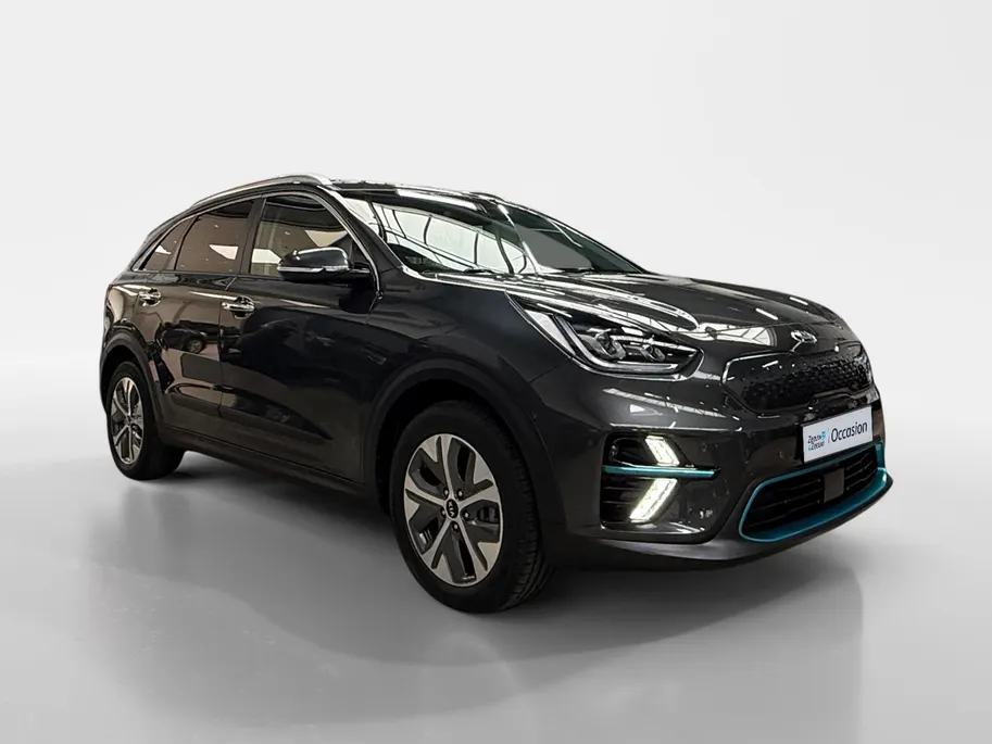 Kia e-Niro DynamicPlusLine 64 kWh Dealer onderhouden | Stoel + stuurverwarming | Climate control | 3 Fase laden |