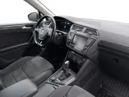 Volkswagen Tiguan 2.0 TSI 4Motion Highline | Trekhaak | Adapt. Cruise Control | Stoelverwarming | Climate Control | Parkeersensoren |