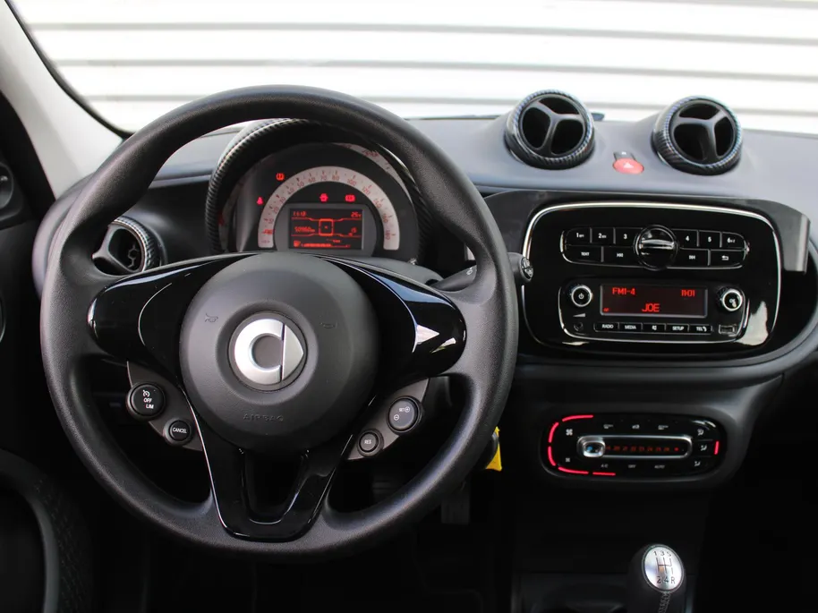 smart Forfour 1.0 Turbo Pure | 90 PK | Clima | Cruise | Bluetooth |