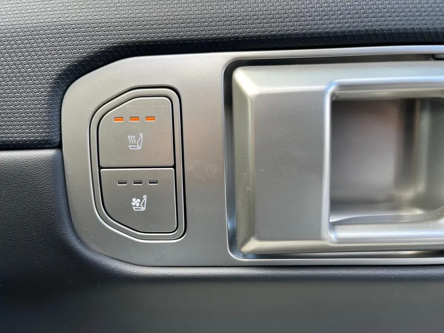 Kia EV4 GT-PlusLine 81.4 kWh | *584 WLTP* | *Meest Luxe uitvoering* | 360° Camera | Harman/Kardon Audiosystem | Schuif-/Kanteldak | Stoelverwarming-/Ventilatie | Memory Seats