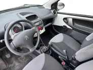 Peugeot 107 1.0 Access Basic | NL-AUTO | LAGE KILOMETERSTAND | GEEN STUURBEKRACHTIGING |