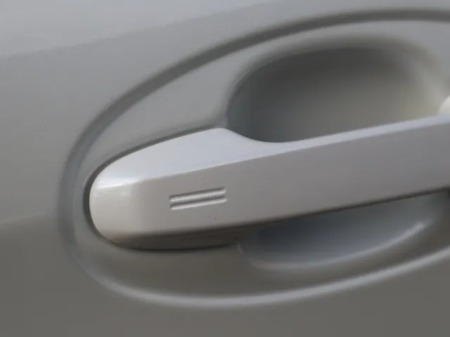 Toyota Yaris 1.5 Hybrid Y20 Exclusive Bi-tone Cruise | Camera |Navi
