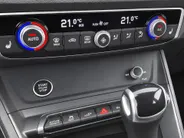 Audi Q3 Sportback 45TFSIe 245PK S Line Panoramadak · Trekhaak · Camera + Parkeersensoren · Apple/Android Car Play ·