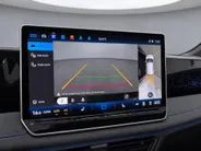 Volkswagen Tiguan 1.5 272pk DSG eHybrid R-Line Edition · Panoramadak · 360 Camera · Wegklapbare Trekhaak · Head-Up · Massage · 20'' Inch · Garantie t/m 22-06-2030 of 100.000km