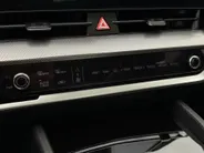 Kia Sportage 1.6 T-GDi Hybrid GT-PlusLine | Apple Carplay/ Android Auto | Navigatiesysteem | Licht + Regensensor | Stoelverwarming + Stoelkoeling | Stuurverwarming | Elektrisch Verstelbare Voorstoelen | Geheugen op Bestuurdersstoel | Elektrisch Schuif / Kanteldak | El