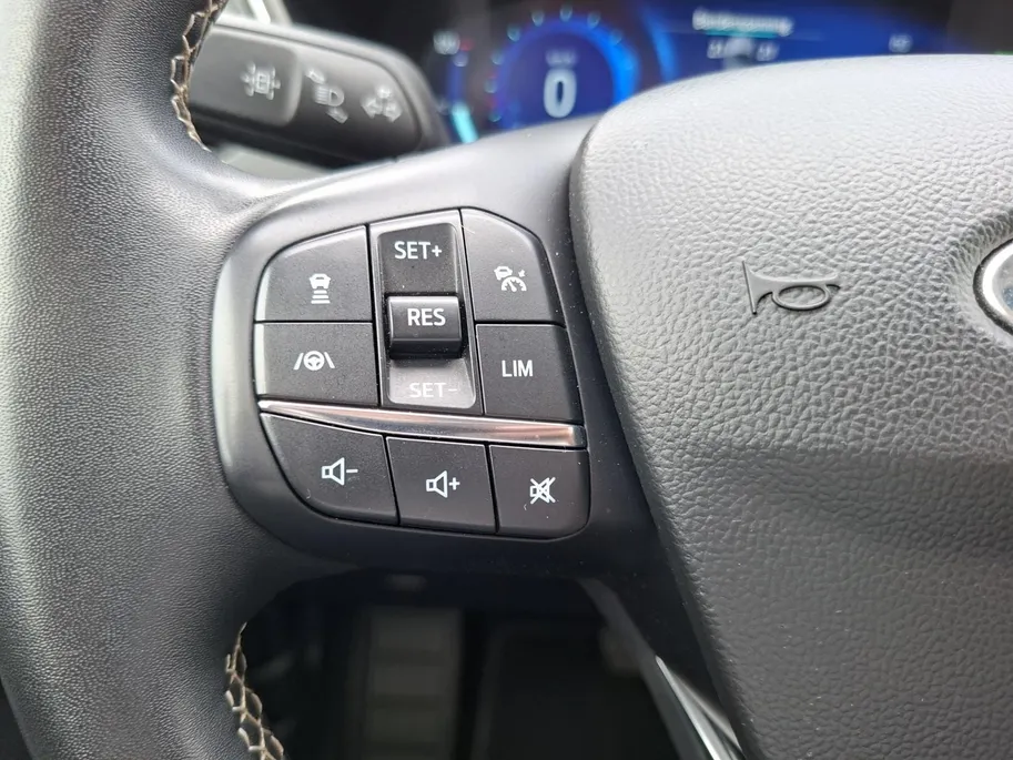 Ford Kuga 2.5 PHEV ST-Line X | Trekhaak | Winterpack | Driver assistancepack | Technologypack | El. Achterklep | Camera v+a | Dodehoekdetectie | Climate control | Leren bekleding | El. verst. bestuurdersstoel | Apple Carplay&Android Auto |