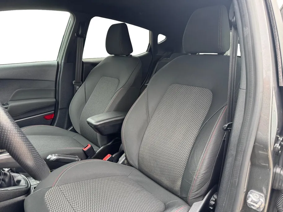 Ford Fiesta 1.0 EcoBoost ST-Line | NL auto | Cruise control | Voorruitverwarming | Navigatie | Apple carplay & Android auto | B&O audio | 17' lichtmetalen velgen | Bovag garantie |