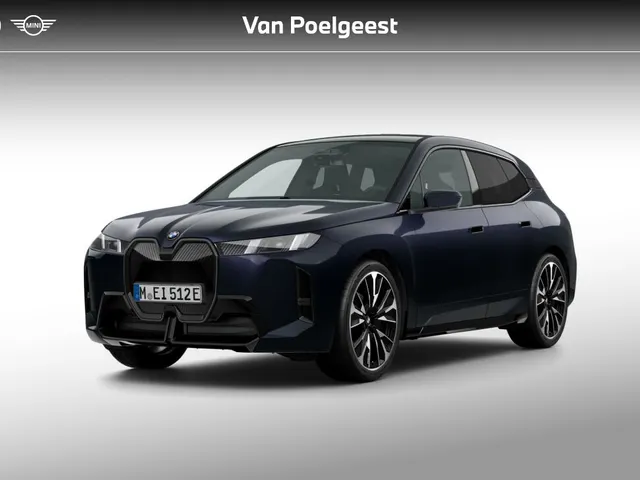 BMW iX