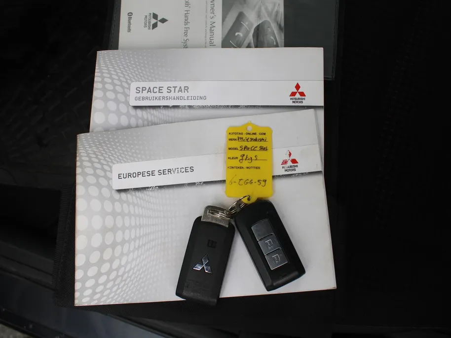 Mitsubishi Space Star 1.0 Intense | Keyless entry | 14' LM | Cruise | Clima | Licht- & regensensor |