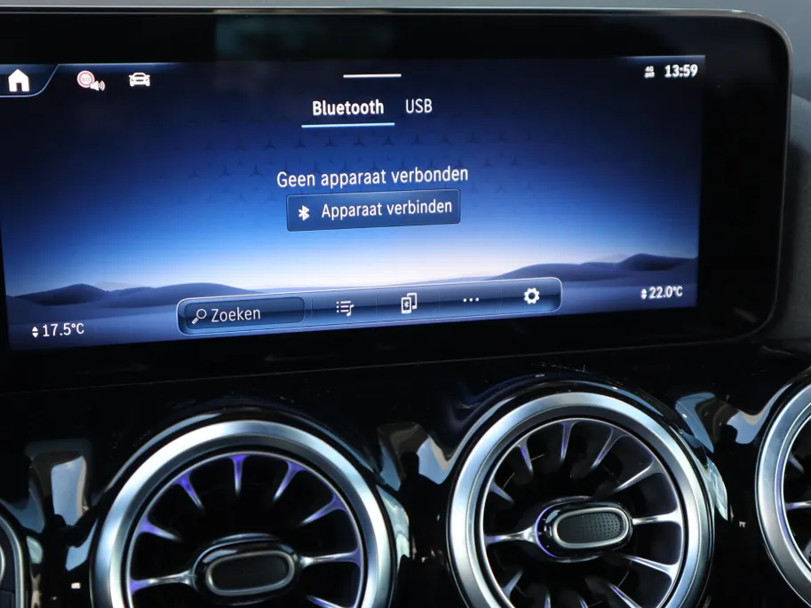 Mercedes-Benz B-Klasse 180 Business Solution AMG l Keyless l Achteruitrij camera l Stoelverwarming