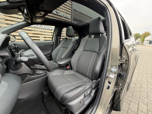 Toyota Yaris Cross 1.5 Hyb 130 Launch Edition | Panoramadak