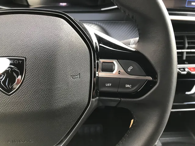 Peugeot 208 Allure PureTech 100pk