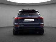 Audi Q6 e-tron Launch edition quattro 100Kwh 388 PK · Panorama dak · Assistentiepakket Veiligheid · Tech Pro