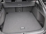 Volkswagen ID.7 Tourer Pro 77 kWh 210kW/286PK · Trekhaak · 360°Camera · Stoel- stuur- & voorruitverwarming · Garantie t/m 16-10-2027