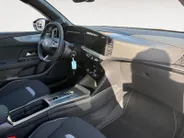 Opel Mokka 1.2 Turbo Ultimate | NIEUWSTAAT! | 4 seizoensbanden | Trekhaak| Comfort-pakket| Apple Carplay/Android Auto|12 maanden Bovag Garantie|