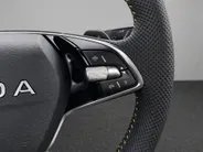 Škoda Enyaq iV 85 RS 340PK 4X4 Upgrade Maxx | Panoramadak | Trekhaak (2200KG) | 21 Inch Vision Black | Demo deal!