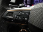 CUPRA Terramar 1.5TSIe-Hybrid 272PK VZ America s CUP · Panoramadak · Leder · 360°Camera + Parkeersensoren · Garantie t/m 26-06-2027