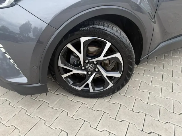 Toyota C-HR 1.8 Hybrid Style | PDC v/a | Stuur/Stoelverwarm. | Camera |
