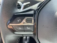 Peugeot 5008 1.2 Hybrid 136 GT *Automaat*Navi+Camera*Climate*Parc Assist*7 Stoelen*RIJK UITGERUST!