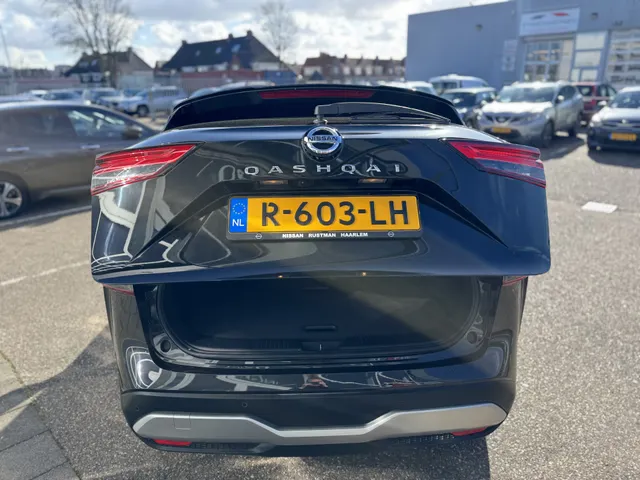Nissan QASHQAI 1.3 MHEV Tekna Cold pack