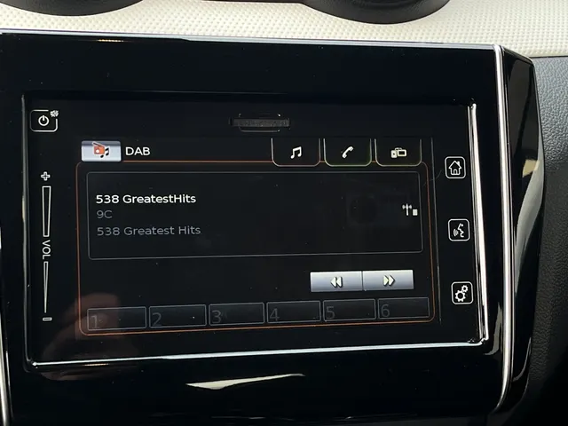 Suzuki Swift 1.2 Select Smart Hybrid