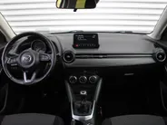 Mazda 2 1.5 Skyactiv-G GT-M | Trekhaak | Camera | Stoelverwarming | 16' LM | Navi | Cruise | Clima | Dodehoek detectie | LED | HUD |