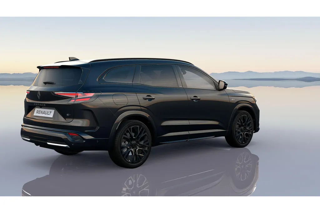 Renault Espace E-Tech full hybrid 200 esprit Alpine 5p. Nu met € 7.330,- Zeeuw en Zeeuw korting.