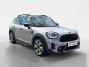 MINI Countryman 1.5 Cooper MINI Yours |achteruitrijcamera| Extra getint glas |Cruise control adaptief| Comfortstoel(en)| Lederen bekleding| 12 maanden Bovag Garantie|