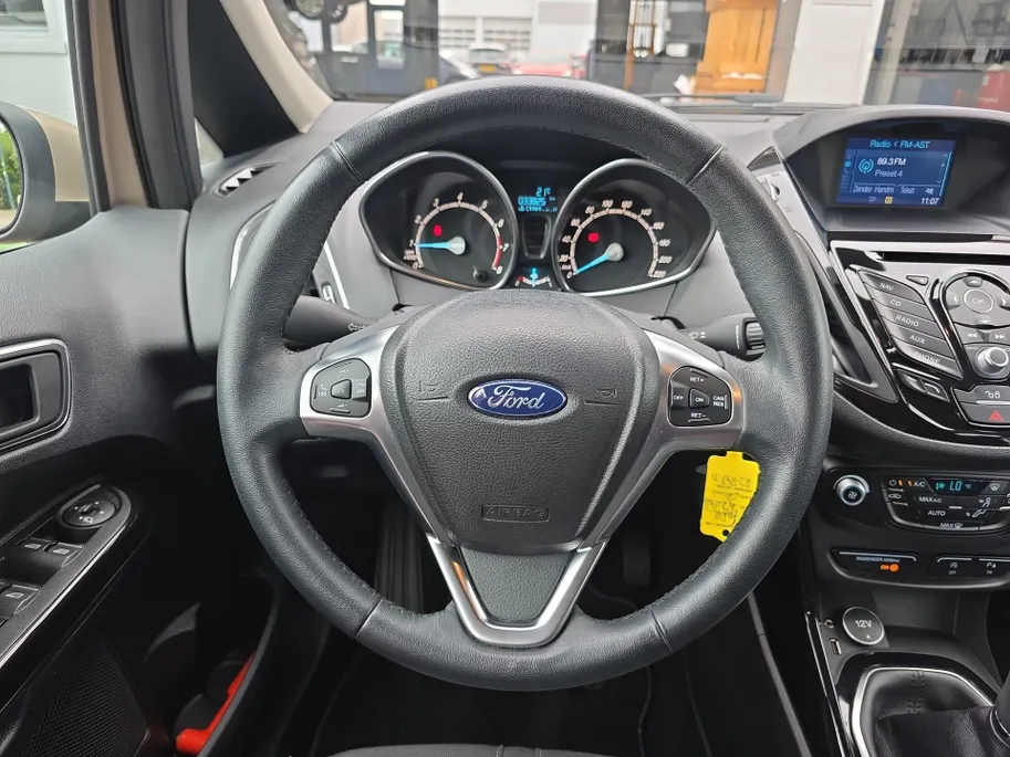 Ford B-MAX 1.0 EcoBoost Titanium | 1e Eigenaar! | Navigatie | Cruise Control | Achteruitrijcamera | Bluetooth | Climate Control | Verwambare voorruit | 12 maanden garantie!