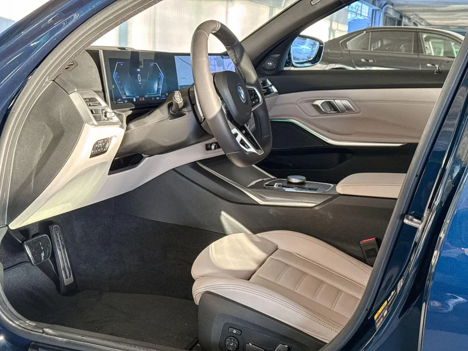 BMW 3 Serie Touring 330e M Sport Edition
