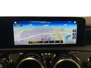 Mercedes-Benz A-Klasse 180 ADVANTAGE | AUTOMAAT | APPLE CARPLAY | NL-AUTO |