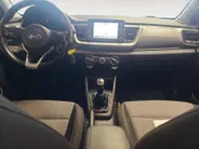 Kia Stonic 1.0 T-GDi DynamicLine 1e Eigenaar | Navi | Airco | Fabrieksgarantie t/m 16-1-2027 + 3x 1 jaar* | NAP