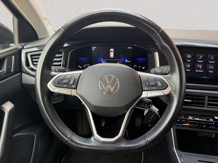 Volkswagen Polo 1.0 TSI R-Line Apple/Android | Camera | cruise control