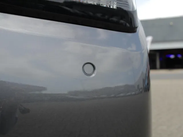 Suzuki Swift 1.2 Style Smart Hybrid | € 2200,- DEALERKORTING! | Snel Rijden!