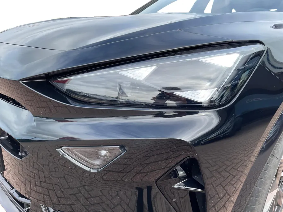 CUPRA Formentor 1.5 TSI e-Hybrid Business *NIEUW*Navi+Camera*Schuif/kanteldak*Adapt Cruise Control*Winter Pack*Trekhaak*Elekt.achterklep*Vol opties!