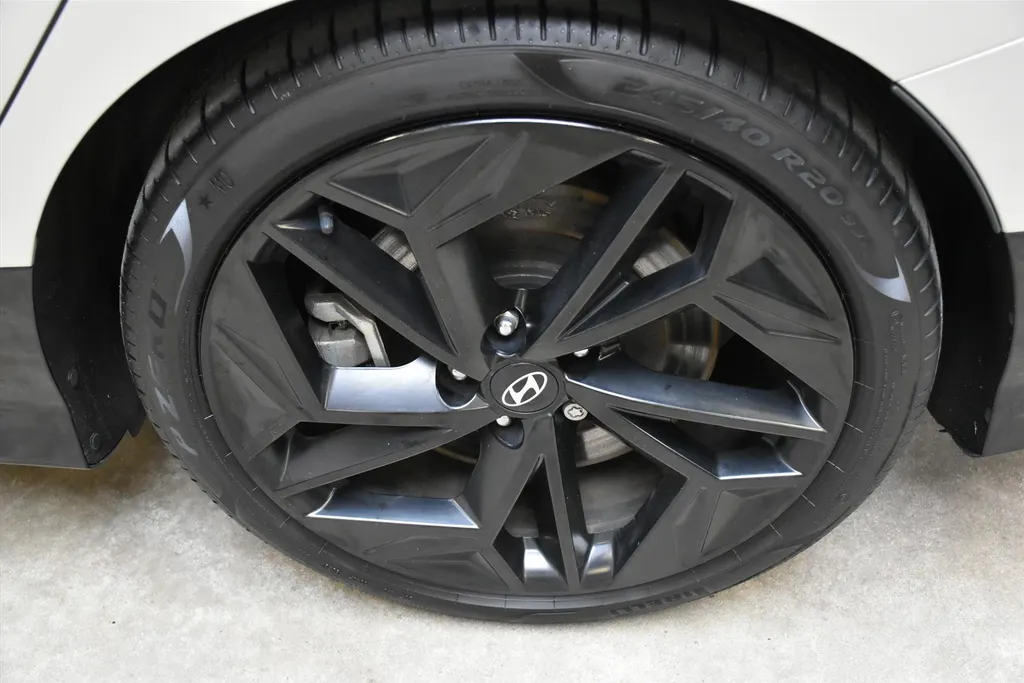 Hyundai IONIQ 6 77,4 kWh 325pk AWD First Edition I SOH 100% I Afn. trekhaak